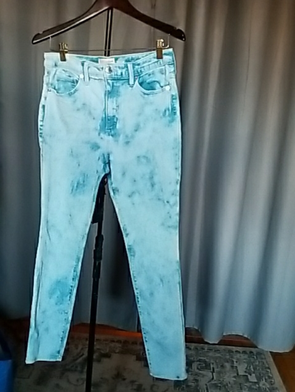 Universal Thread Jeans - Picture 1 of 1